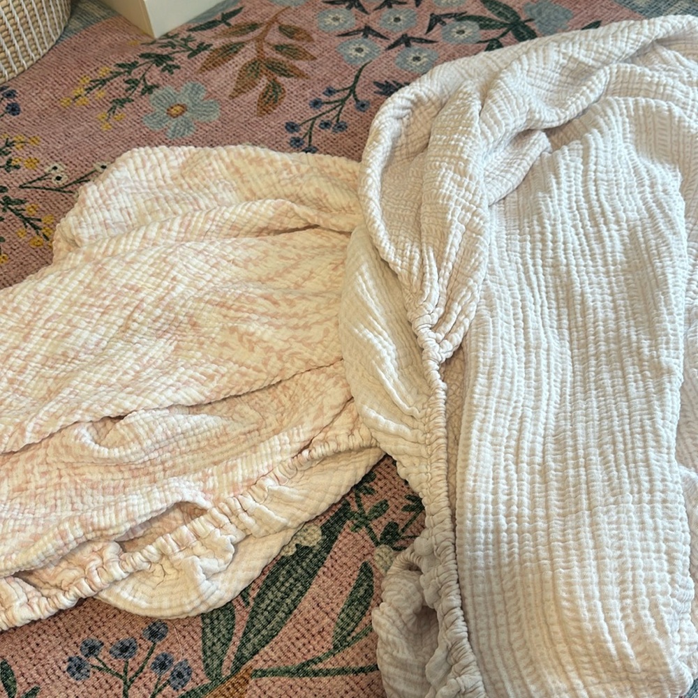 Serena & Lily crib sheets